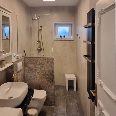 Bakarosa Apartamento Pucisca